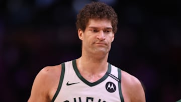 Milwaukee Bucks v Phoenix Suns