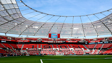 Bayer 04 Leverkusen vs VfL Wolfsburg - Bundesliga