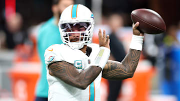 Tua Tagovailoa has a swollen eye entering Week 8. 