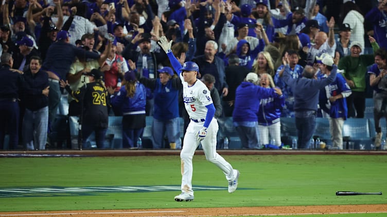 World Series - New York Yankees v Los Angeles Dodgers - Game 1