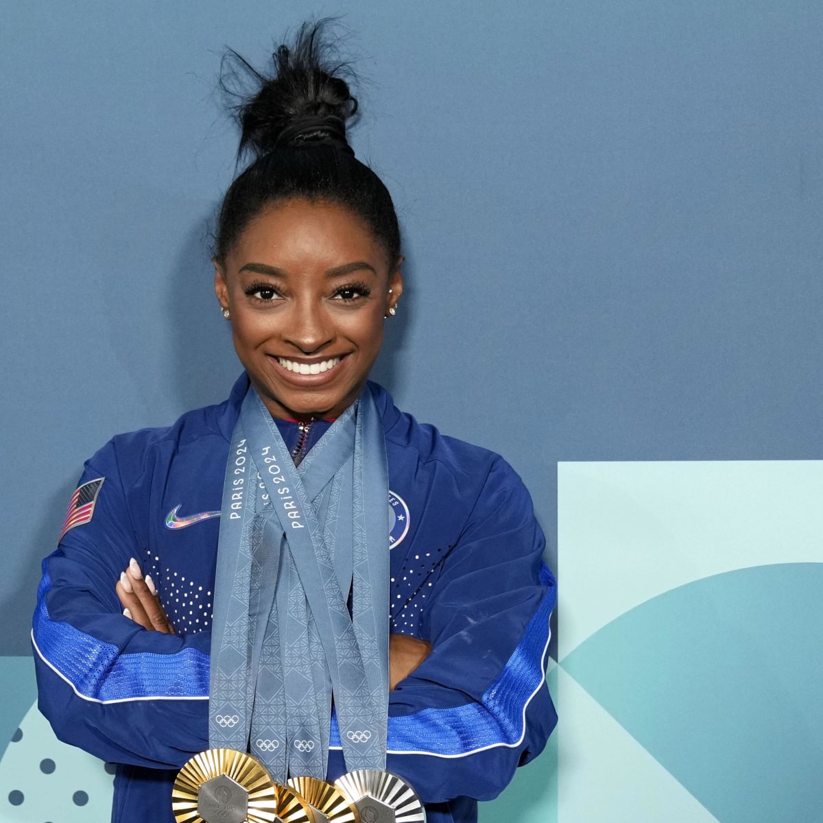Simone Biles finishes 2024 Paris Olympics with a stunning new look