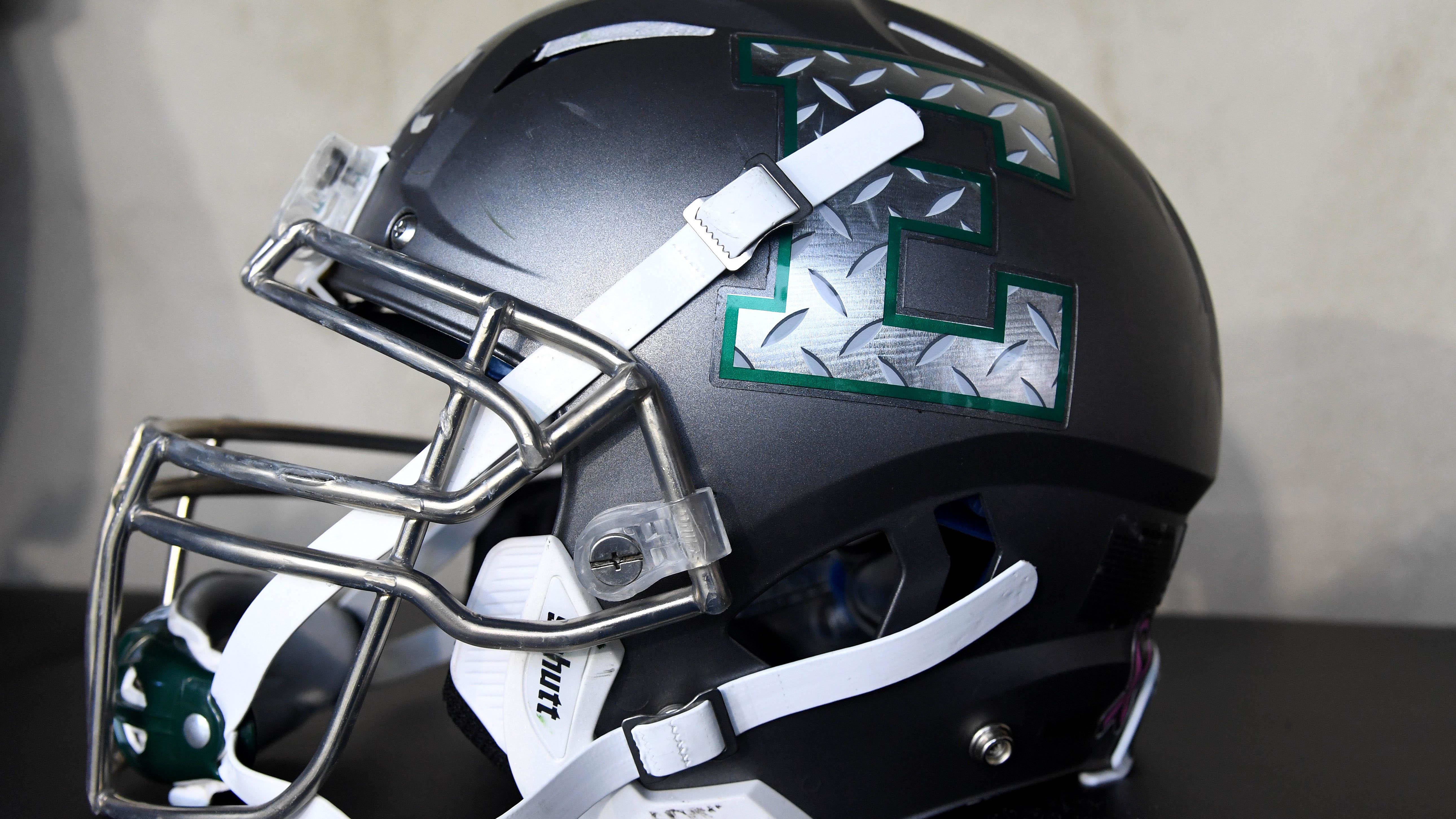 RECRUITING: 2025 Canadian Lineman Commits To Eastern Michigan