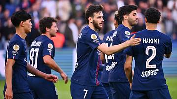 Khvicha Kvaratskhelia et le PSG affrontent le FC Lorient