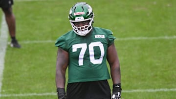 NY Jets right tackle Armand Membou