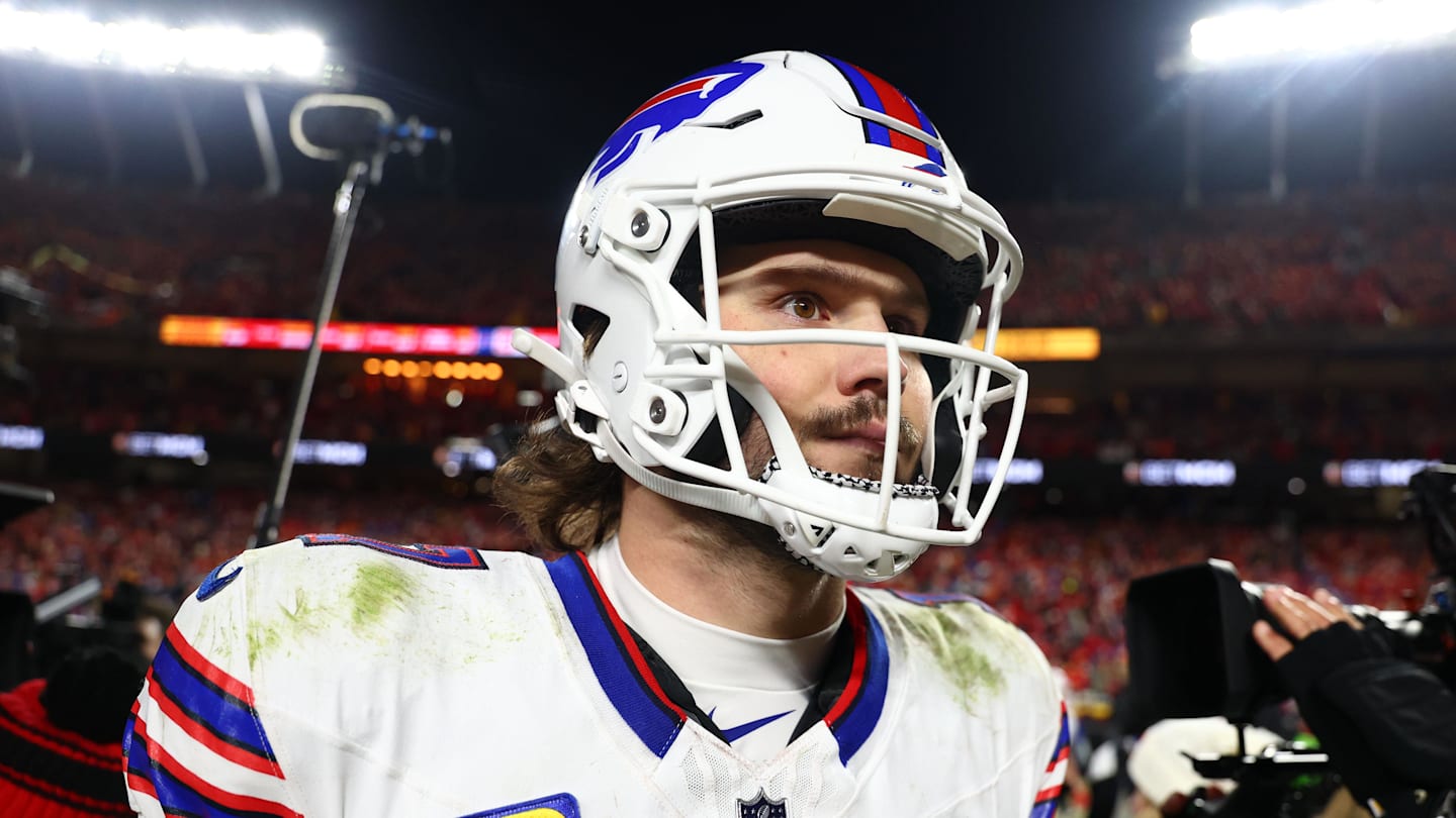 The AFC Championship Game Exposed the NFL’s Luddite Approach to Technology