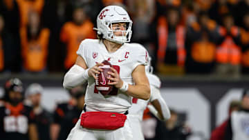 Auburn football fans really want Wazzu's John Mateer as their next quarterback