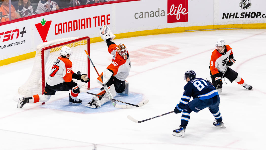 Philadelphia Flyers v Winnipeg Jets