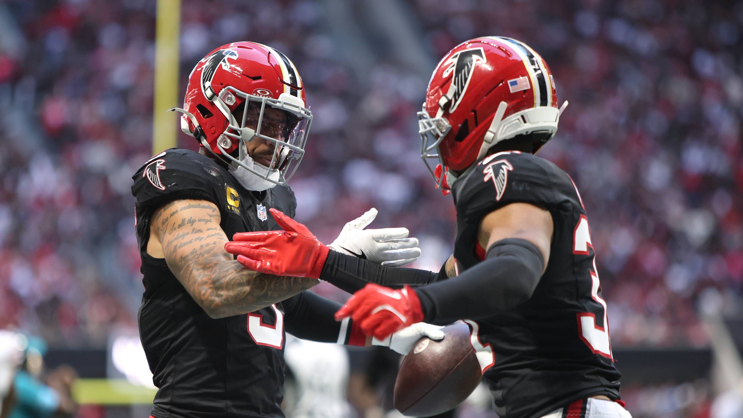 Falcons Defense Sends Clear Message After Beating Undefeated 49ers
