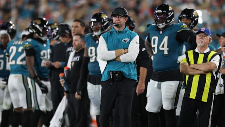 Oct 6, 2025; Jacksonville, Florida, USA; Jacksonville Jaguars head coach Liam Coen during the second half against the Kansas City Chiefs at EverBank Stadium. Mandatory Credit: Nathan Ray Seebeck-Imagn Images Oct 6, 2025; Jacksonville, Florida, USA; Jacksonville Jaguars head coach Liam Coen during the second half against the Kansas City Chiefs at EverBank Stadium. Mandatory Credit: Nathan Ray Seebeck-Imagn Images
