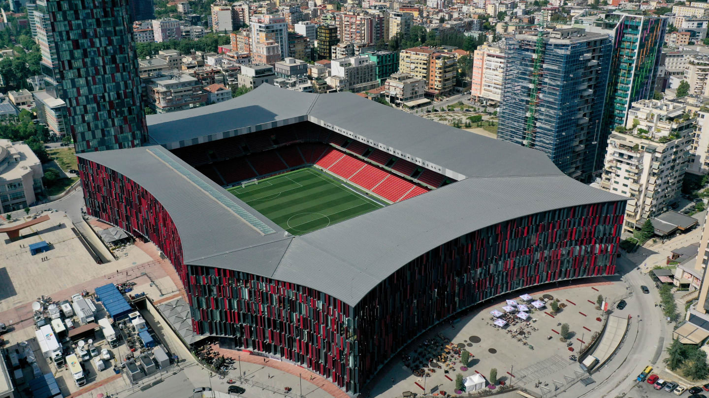 Conference League Finale: AS Rom - Feyenoord Rotterdam | Die offiziellen Aufstellungen