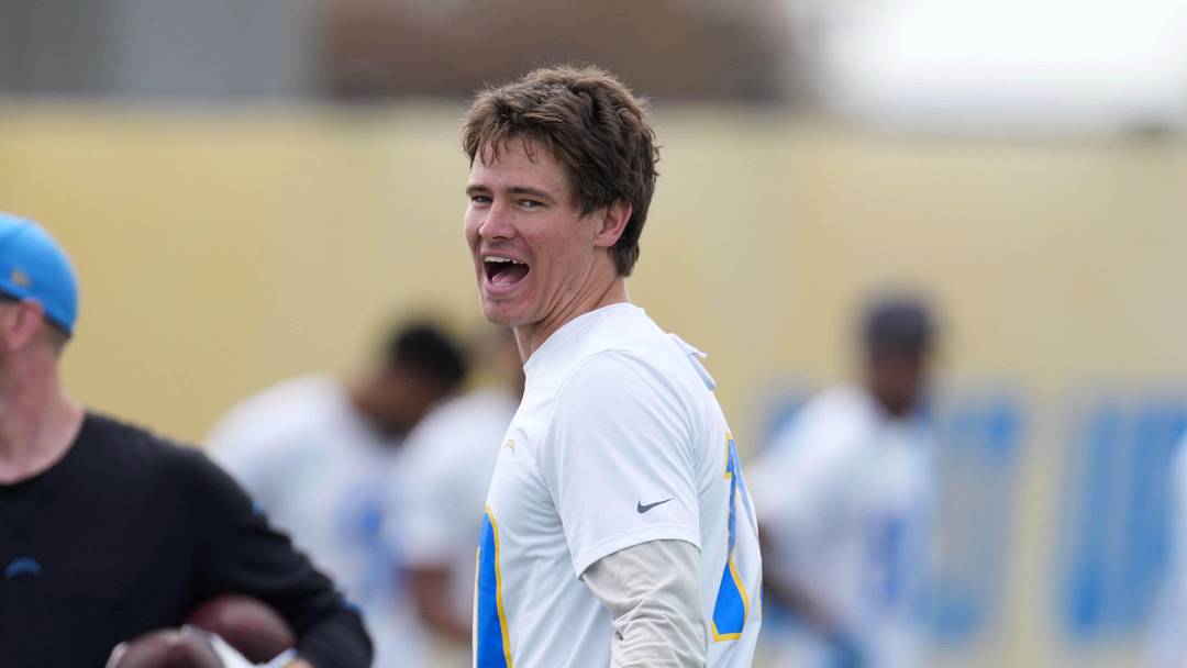 May 12, 2025; El Segundo, CA, USA; Los Angeles Chargers quarterback Justin Herbert (10) reacts during offseason workouts at The Bolt. Mandatory Credit: Kirby Lee-Imagn Images