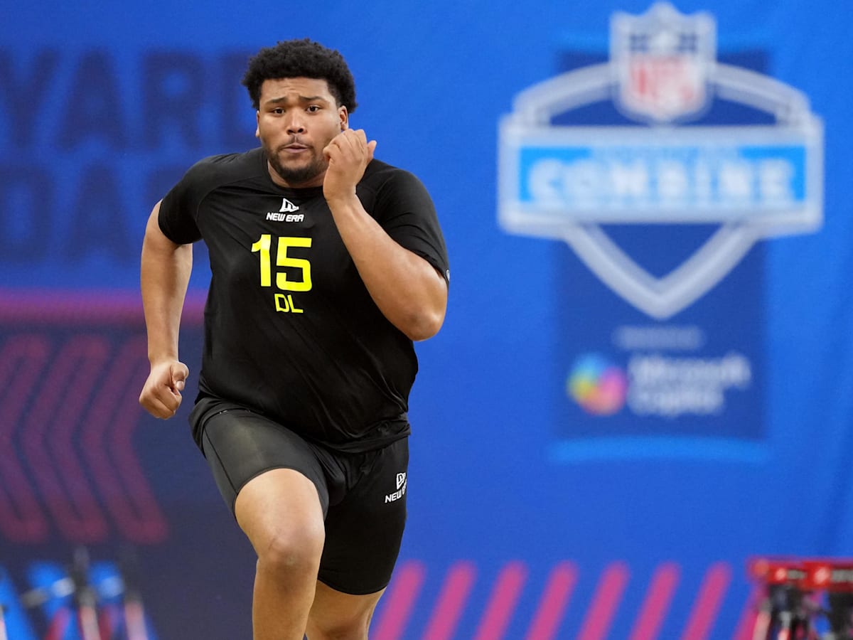 Breaking News: Pittsburgh Steelers select defensive lineman Derrick Harmon with the No. 21 pick in the 2025 draft...vannguyen