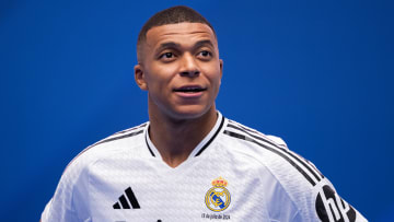 Kylian Mbappé vient de débuter avec le Real Madrid à l'entraînement.