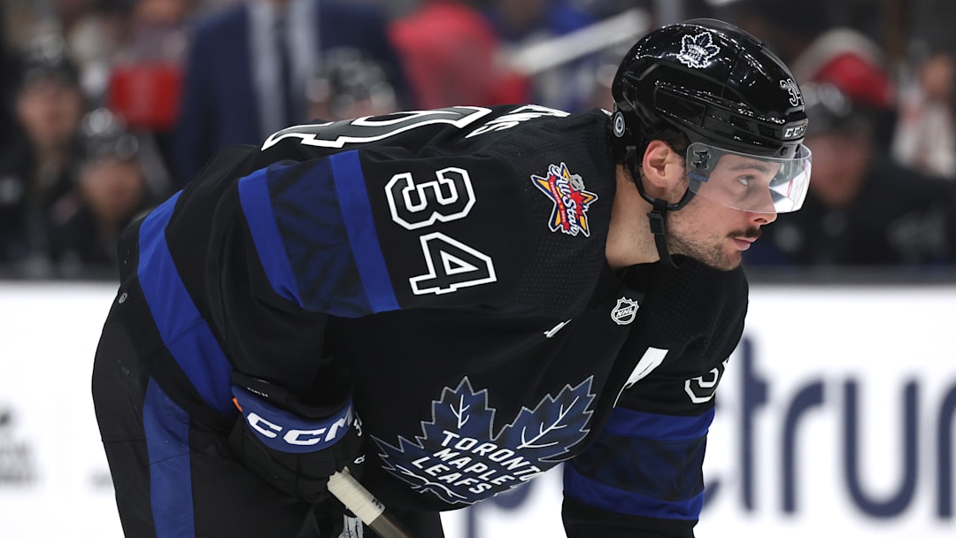 Toronto Maple Leafs v Los Angeles Kings