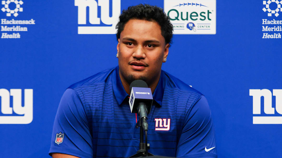 New York Giants - offensive lineman Francis Mauigoa New York Giants - offensive lineman Francis Mauigoa