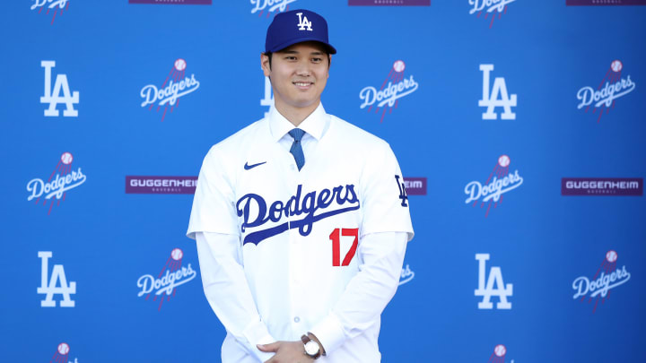 Ohtani ya posó con su nuevo uniforme de los Dodgers 