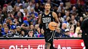El ahora ex escolta de Nets y Lakers jugará con los Celtics