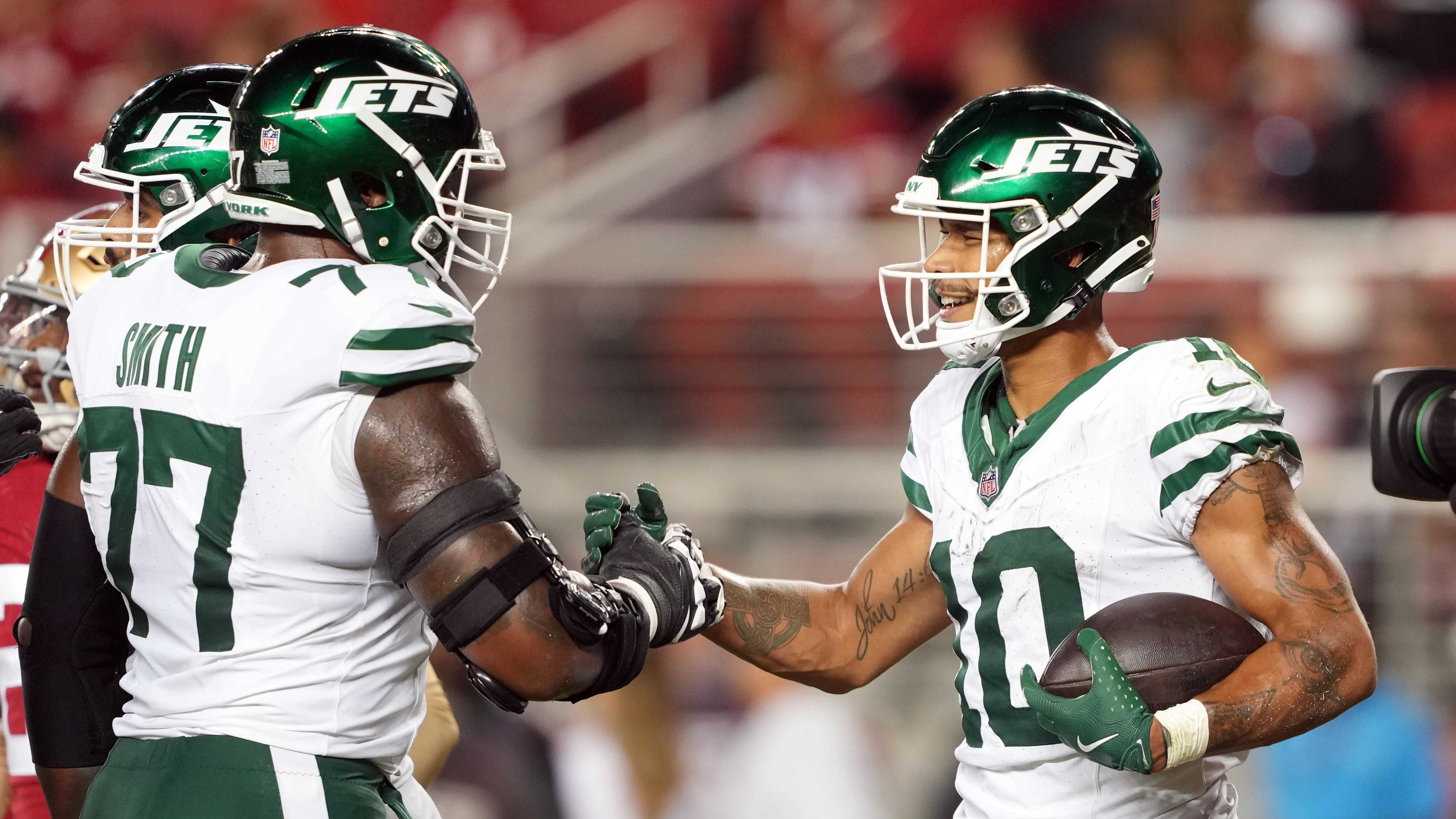 What color jersey are the jets wearing today top