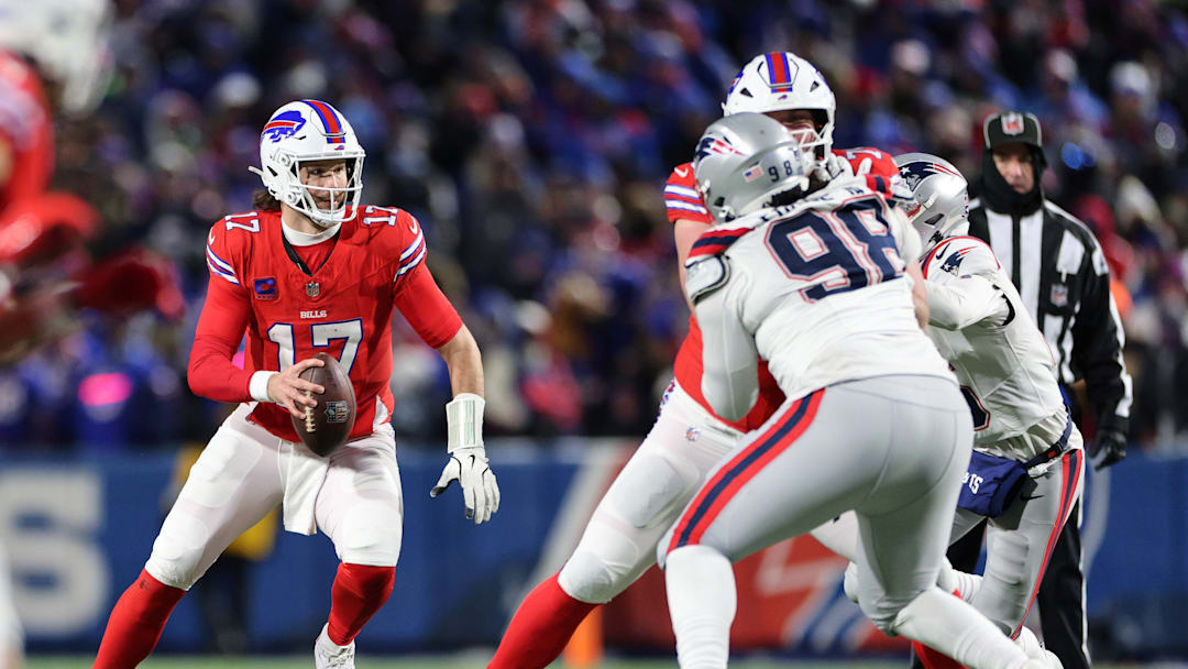 New England Patriots v Buffalo Bills