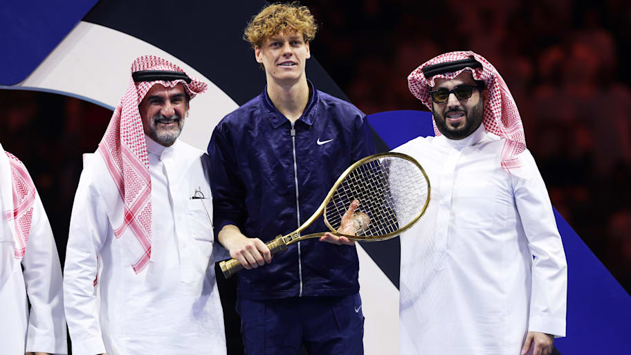 Jannik Sinner defeated Carlos Alcaraz to win the Six Kings Slam.