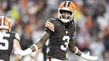 Cleveland Browns wide receiver Jerry Jeudy (3)