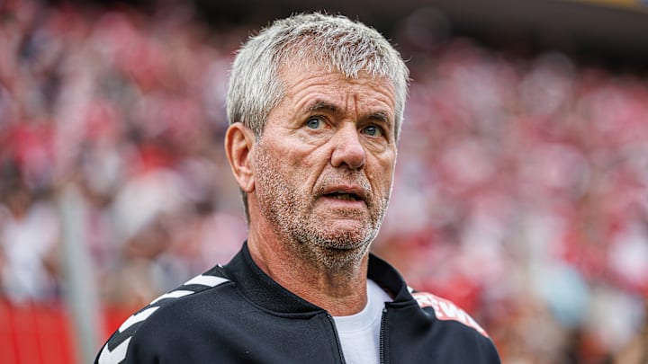 Friedhelm Funkel führte den 1. FC Köln im vergangenen Jahr zum Aufstieg