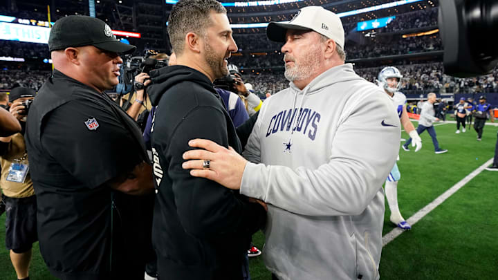 Nick Sirianni (L), Mike McCarthy (R), Philadelphia Eagles