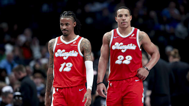 Memphis Grizzlies, Dallas Maverick