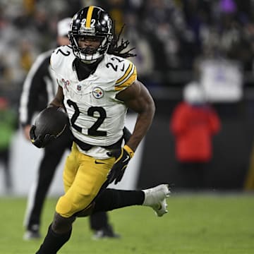 Dec 21, 2024; Baltimore, Maryland, USA;  Pittsburgh Steelers running back Najee Harris (22) rushes during  the second half against the Baltimore Ravens at M&T Bank Stadium. Mandatory Credit: Tommy Gilligan-Imagn Images