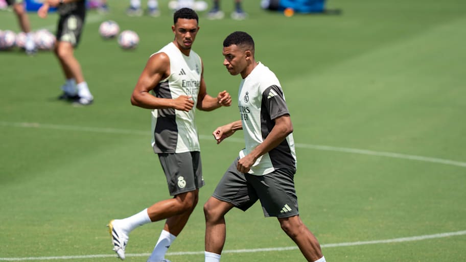 Trent Alexander-Arnold, Kylian Mbappé