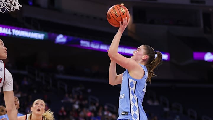 Mar 7, 2026; Duluth, GA, USA; North Carolina Tar Heels guard Elina Aarnisalo (17) shoots against the Louisville Cardinals in the second quarter at Gas South Arena. Mandatory Credit: Brett Davis-Imagn Images