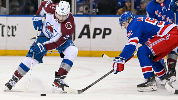 Feb 5, 2024; New York, New York, USA;  Colorado Avalanche left wing Miles Wood (28) attempts a back