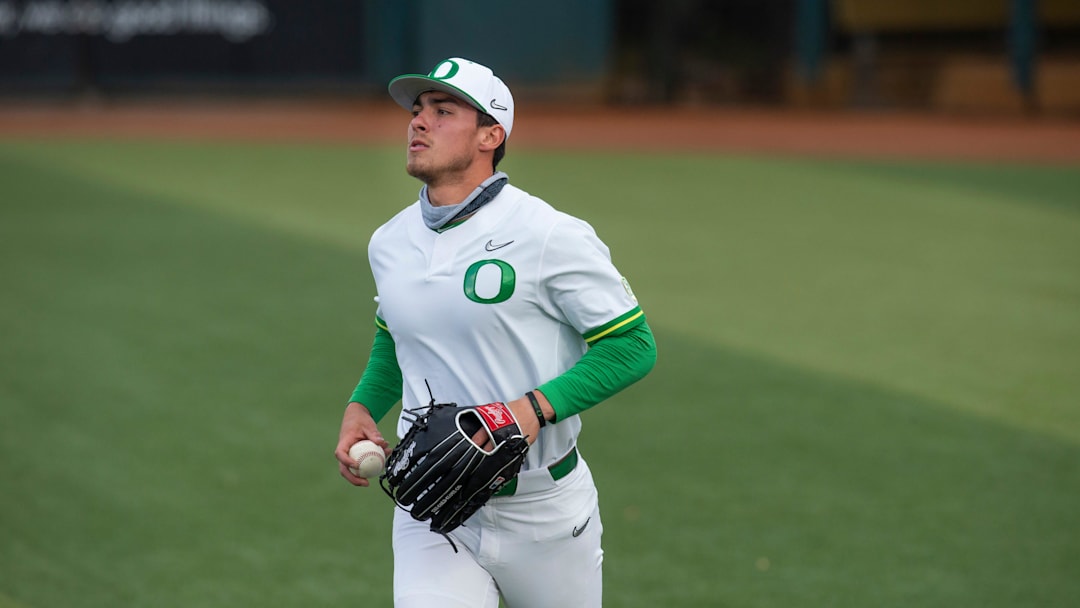 Oregon   s Aaron Zavala.

Eug 052121 Uobaseball 10