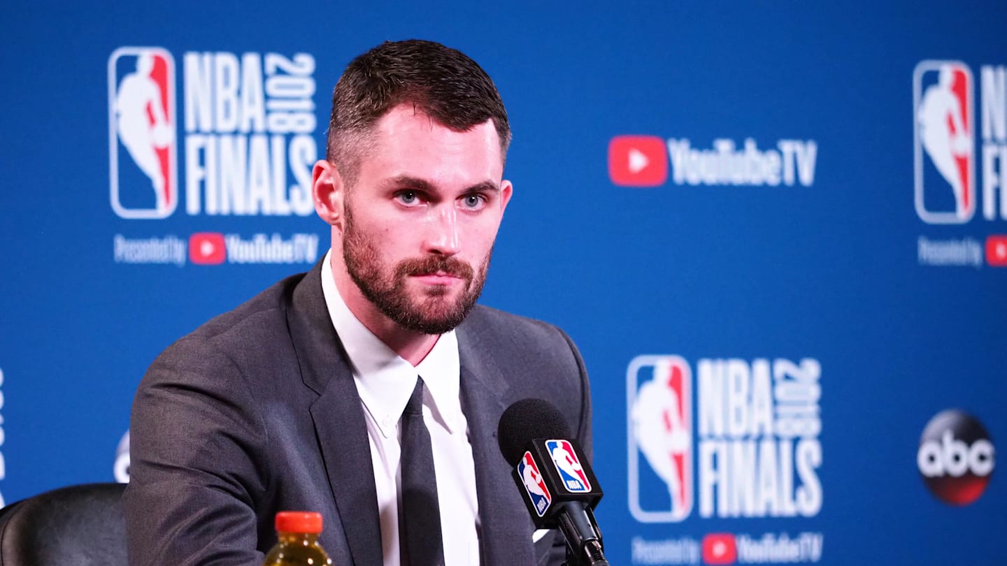 NBA Players, Fans Show Support for Kevin Love, Kobe Bryant Families on Father's Day