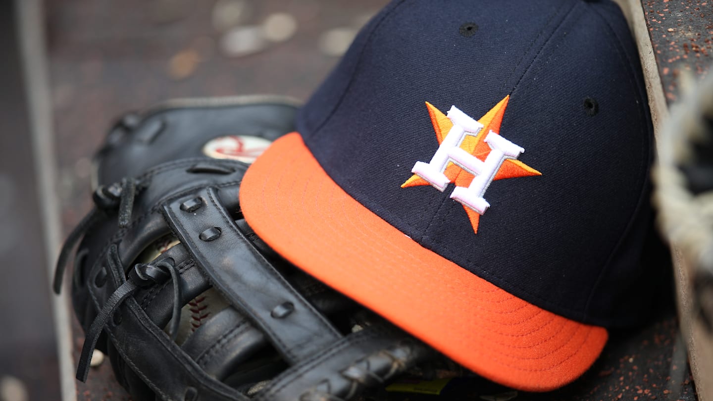 Should Red Sox Prepare Offer For Astros AllStar Headed To Trade Market?