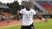 Spielt Youssoufa Moukoko bald für Kamerun?