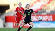 Der VfL Wolfsburg und der FC Bayern treffen im Spitzenspiel aufeinander