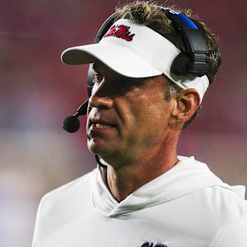 Lane Kiffin reportedly has to decide if he’s staying with Ole Miss before their final game of the regular season. 