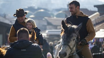 3 friends set out from Spain and have been traveling on horseback to fulfill the pilgrimage arrive