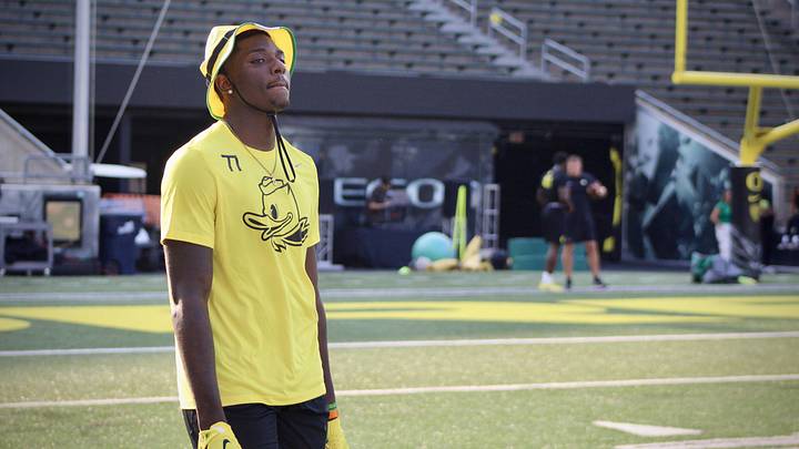 At 6-6, 250 Kendre Harrison is an athletic freak, a sleek power forward who also happens to be one of the country's best tight ends.