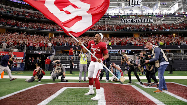 Oklahoma QB Jalen Hurt