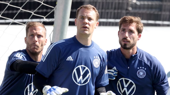 Oliver Baumann (links) und Manuel Neuer (mittig) trainierten einst gemeinsam beim DFB Oliver Baumann (links) und Manuel Neuer (mittig) trainierten einst gemeinsam beim DFB