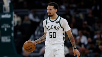 Detroit Pistons v Milwaukee Bucks