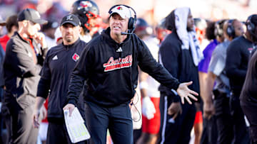 Louisville Cardinals head coach Jeff Brohm