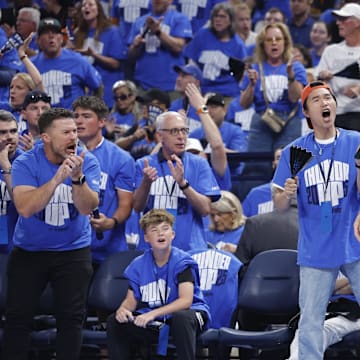 Thunder fans cheer for Alex Caruso.
