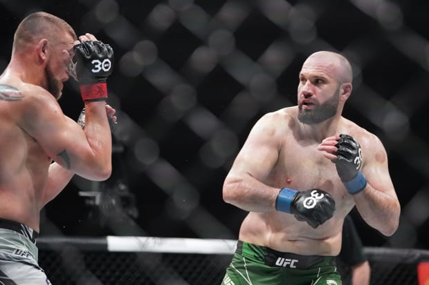 UFC Abu Dhabi Preview: Sandhagen vs. Nurmagomedov, Magomedov vs. Oleksiejczuk