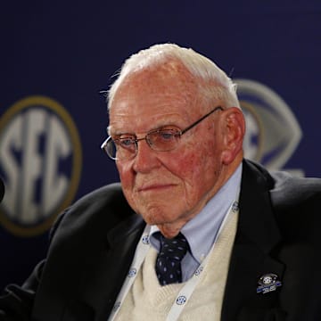Roy Kramer oversaw a transformative era for the SEC.