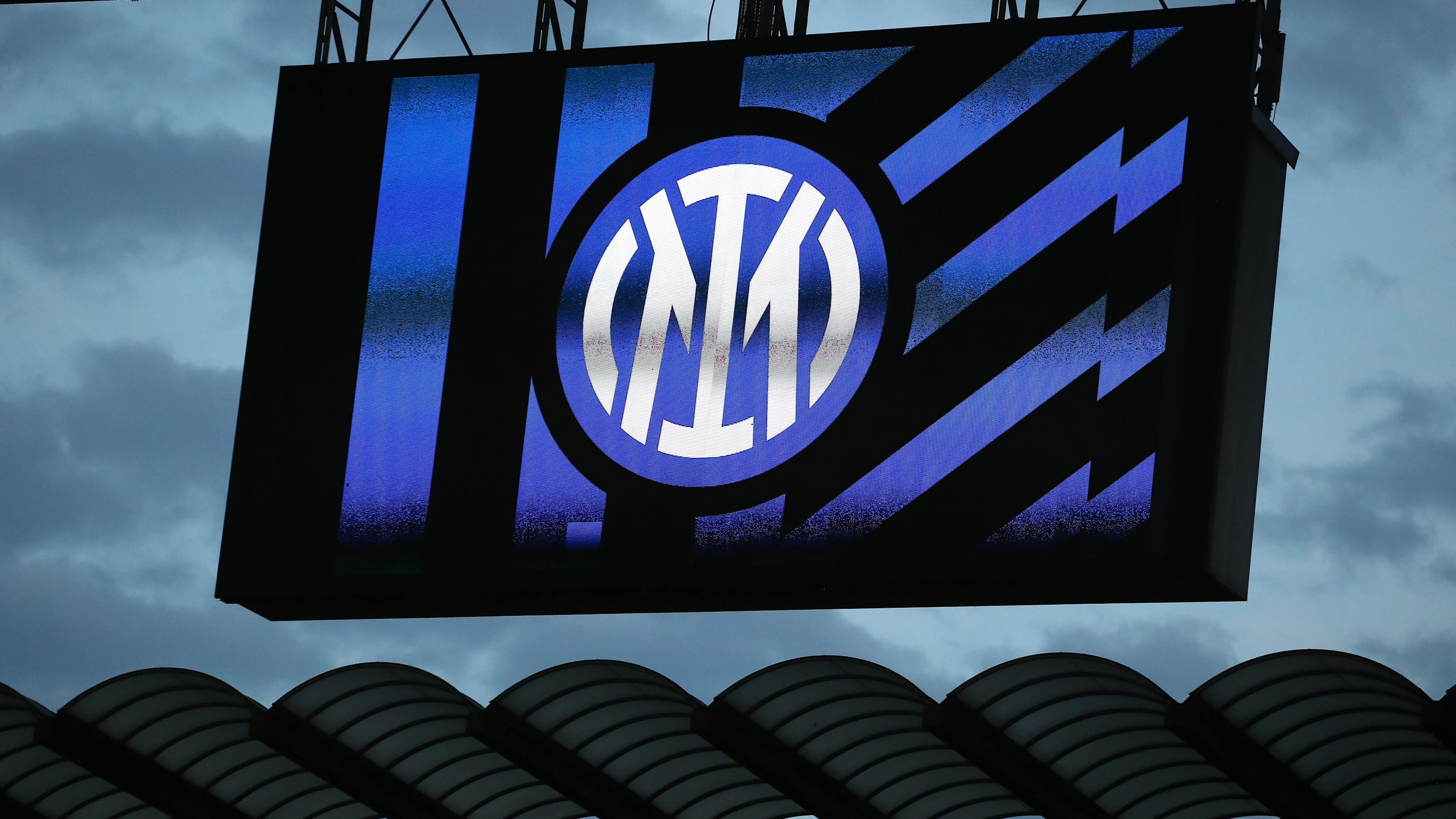 PHOTO : Le nouveau maillot domicile de l'Inter Milan officiellement dévoilé et il est très classe