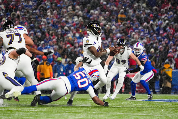  Buffalo Bills defensive end Greg Rousseau