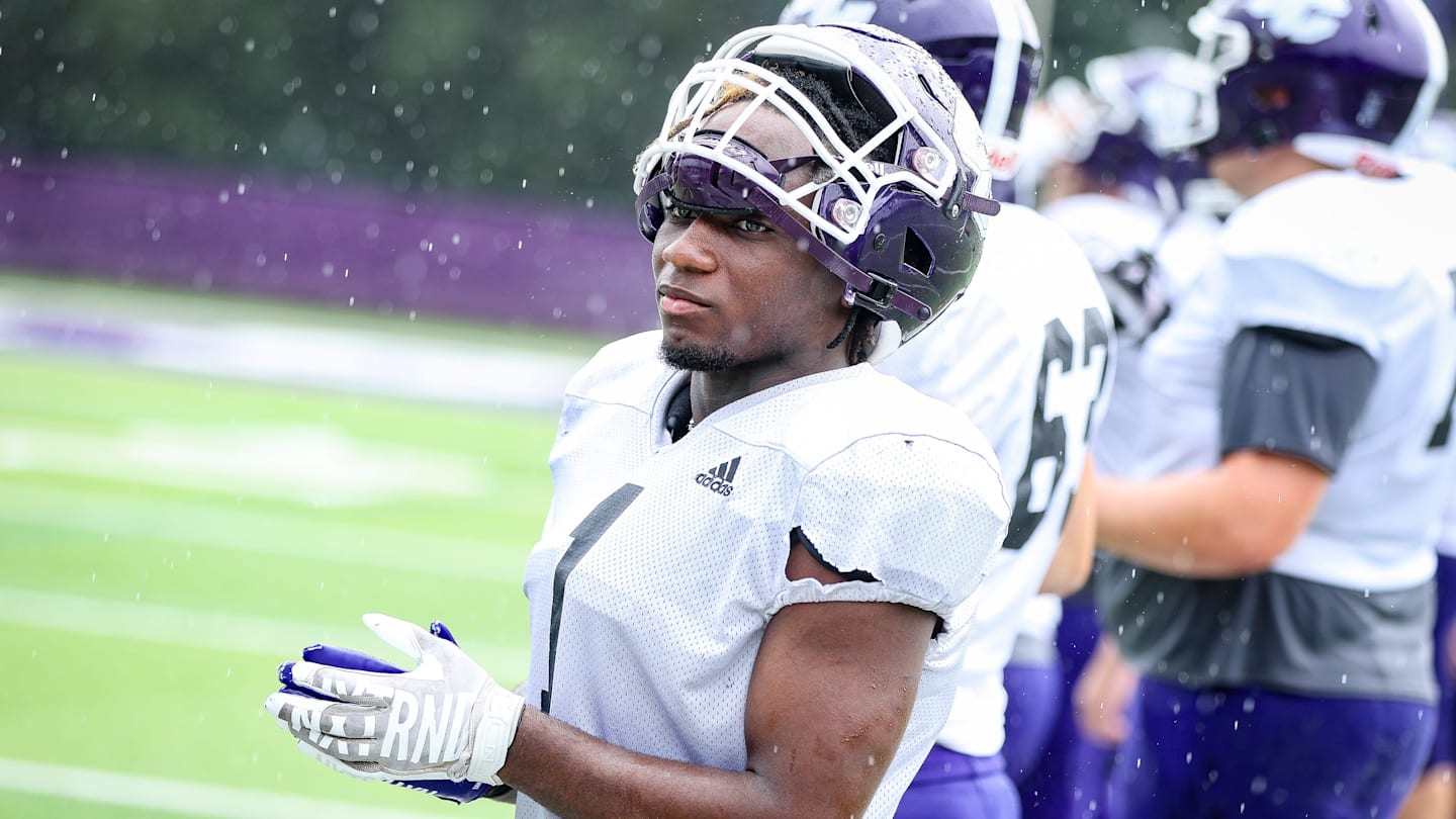 Montie Quinn Sets NCAA Single-Game Rushing Record